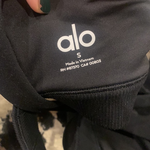 ALO Iconic 90’s Bra - Picture 9 of 9